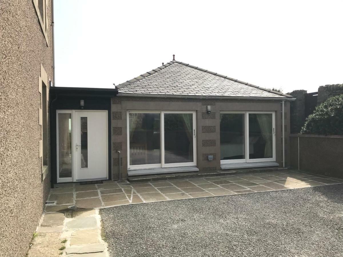 Westhall Annex Lerwick Bagian luar foto